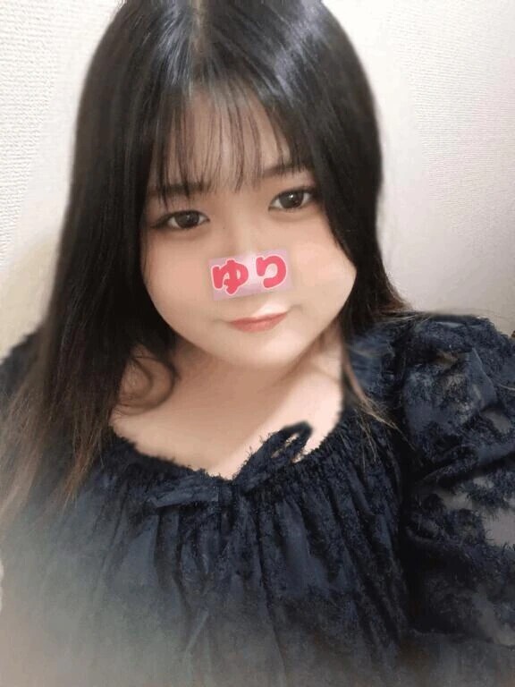 本日15時~❣️18歳未経験Hカップ