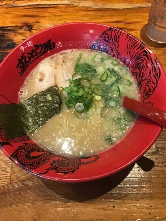 出勤してるよん！