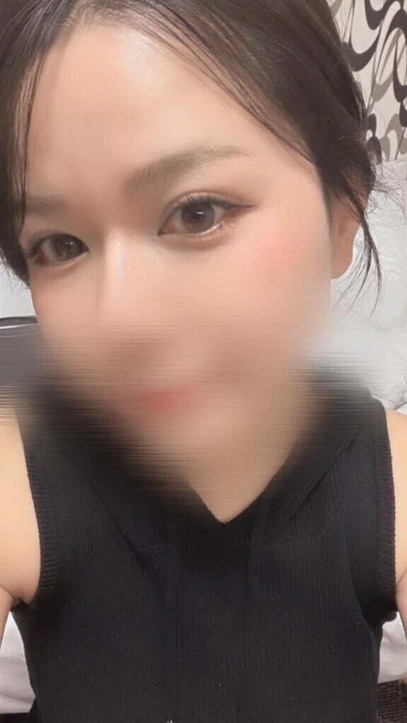 明日😊