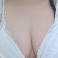 富岡ゆま