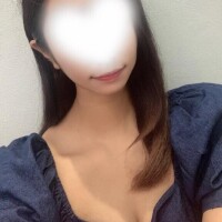 高野まい