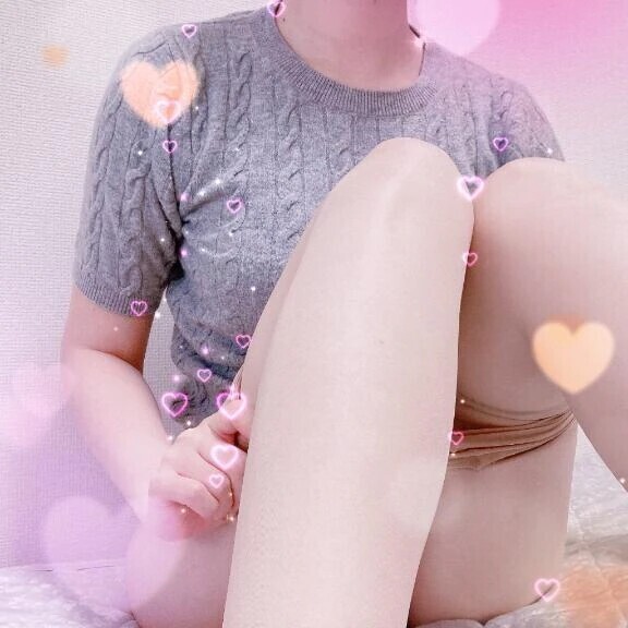 脱ぐから待っててね💋