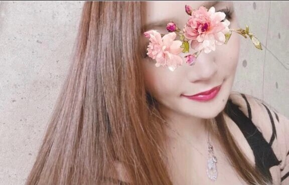 🩷💋🧏‍♀️