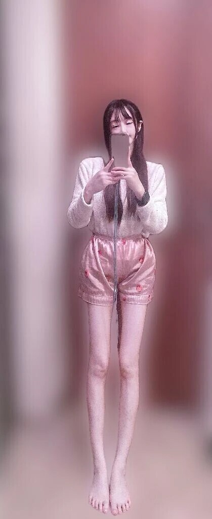 おやすみなさい🤤すっぴんﾉｰﾏﾙｶﾒﾗ📸生脚も🥺🙏🏻事前ご予約感謝🙏🏻