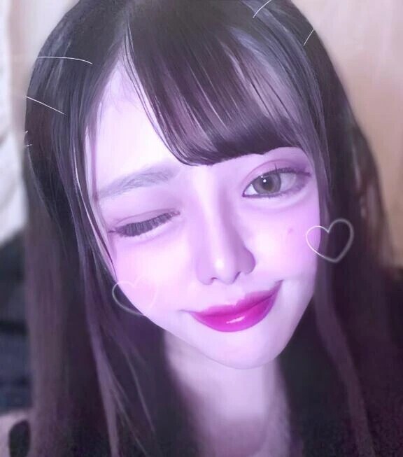 キテネ💓似てような😉🙏🏻🥺初出し写真ウインクVer.🙈