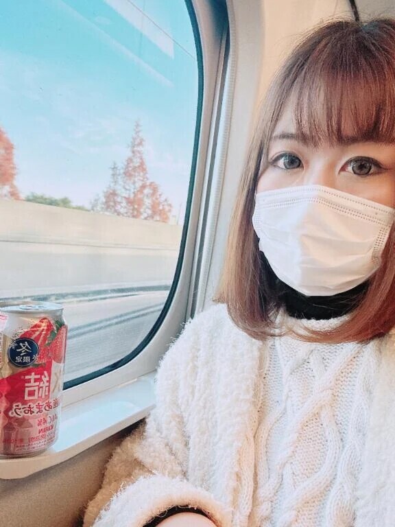 向かうわよ〜！