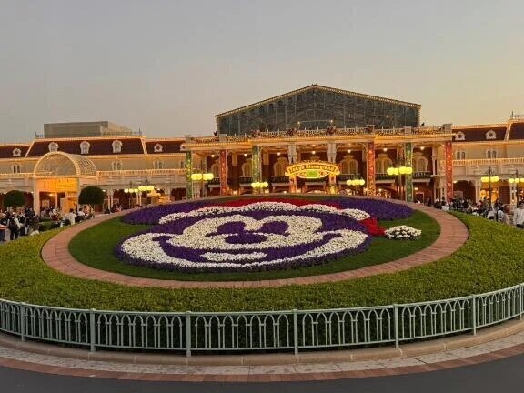 本日お休み😪🏰🏰😪