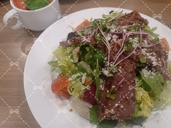 夜の…🦋
