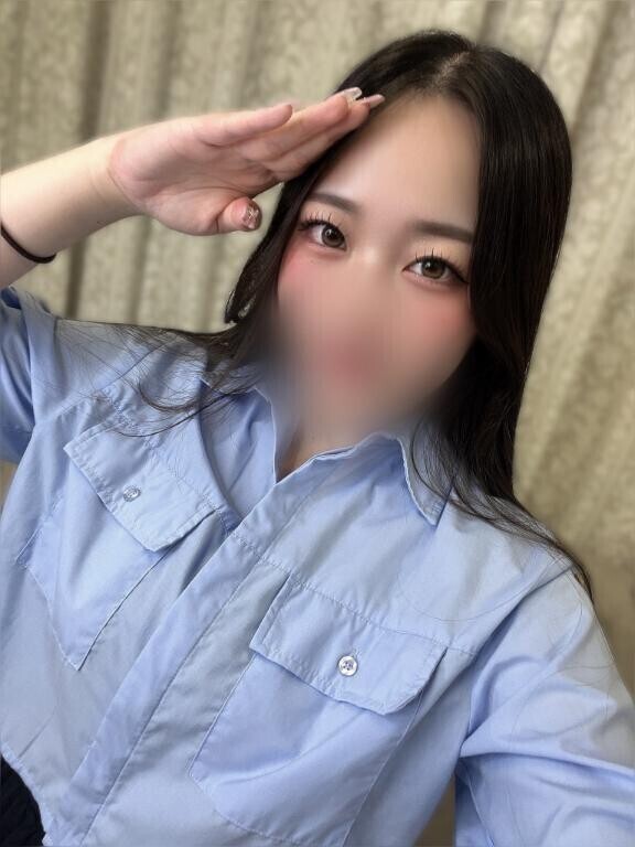 敬礼っ?!