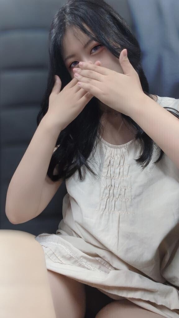 久々に巻き髪?出勤してます
