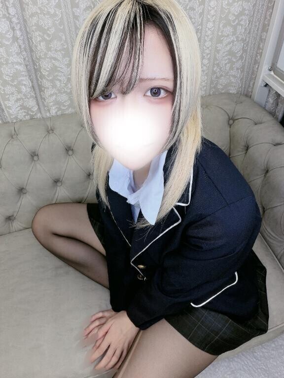 いちごぱんつ??? ??? ?
