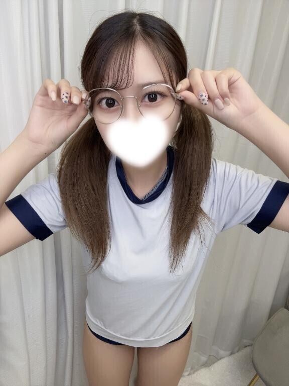 はいてない?!