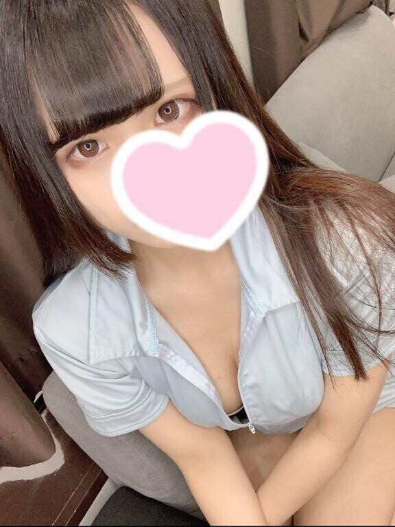 美味しい物食べに行く