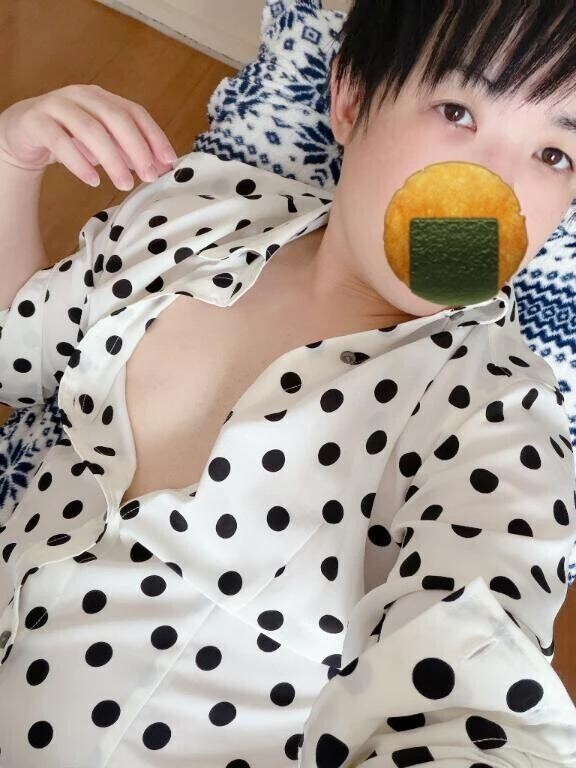 ジメジメしてますね