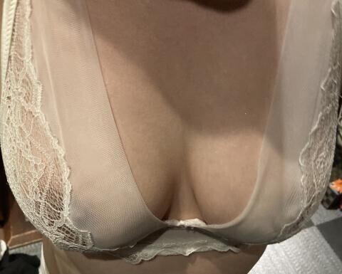 朝から変な妄想しちゃってます(/ω＼*)💦
