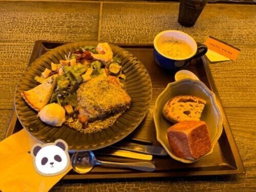 もう夜ごはんの時間ですね🍚