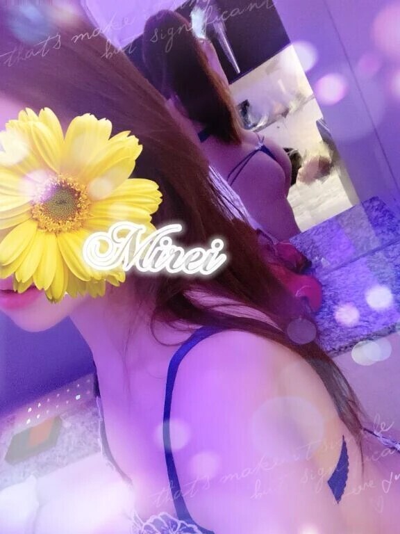 ぐちゅぐちゅ♥️ぬぷぬぷ…ぬるぬるの手ま◯こで…