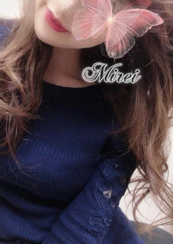 雨の日って、M心が疼いちゃうんでしょ？☔️♡