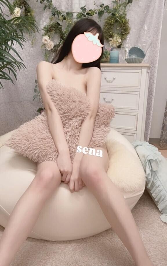 暑すぎて裸族？