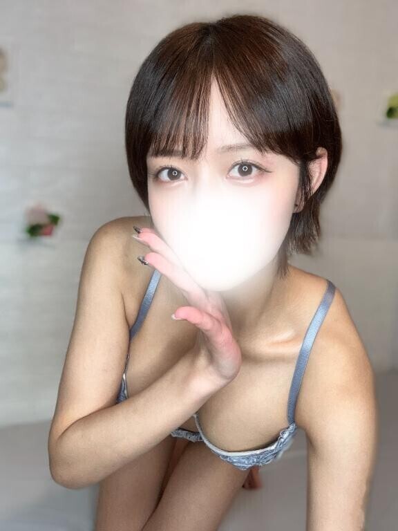 裸眼?