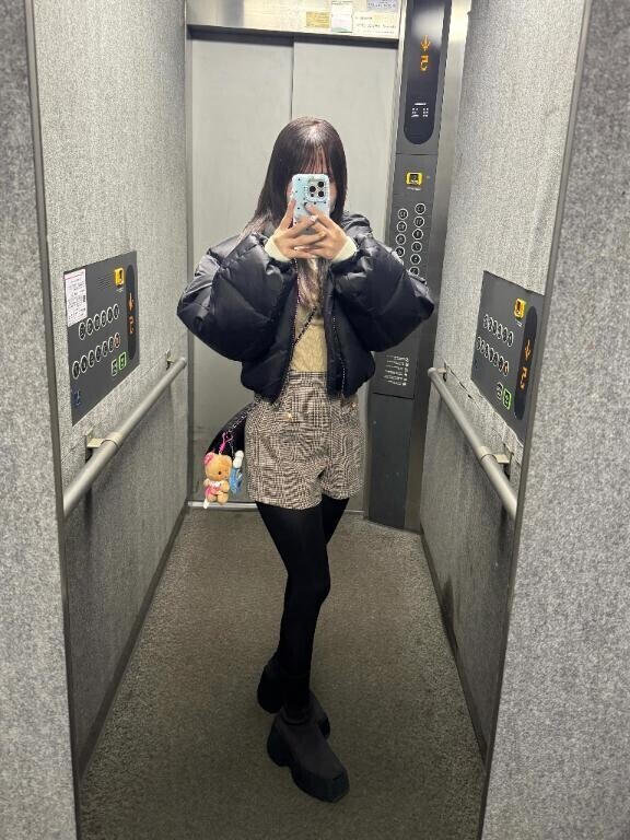 タイツから丸見え??