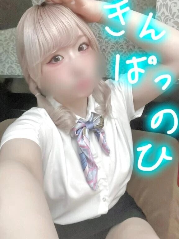 髪色のやつ。