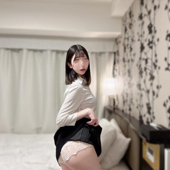 ❄️淫●部下との秘密の残業♡