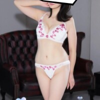 あきな