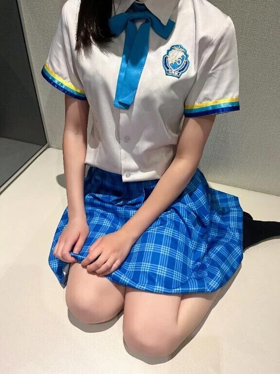 朝の寒さに負けました…