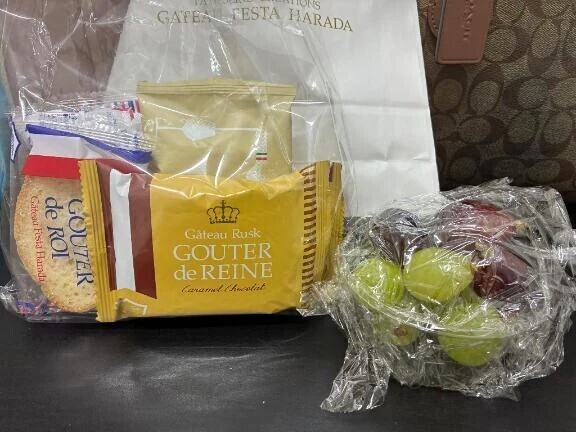 明日出勤しますandありがとうございます