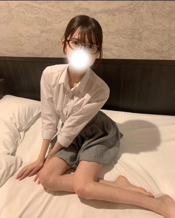 メガネ女子👓