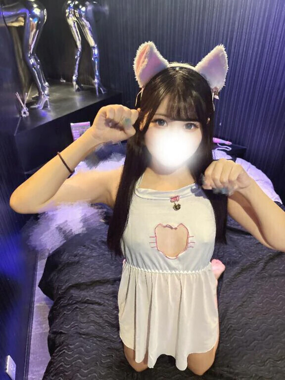 可愛がってにゃー🐱