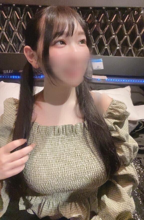顔とおっ〇いのｷﾞｬｯﾌﾟ