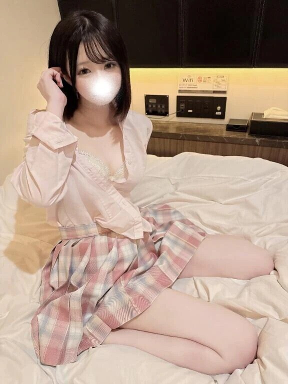 制服ぬがせて、、いいよ🥹💕