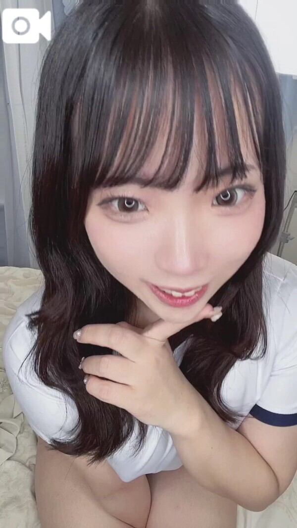 コスプレしよ🤍