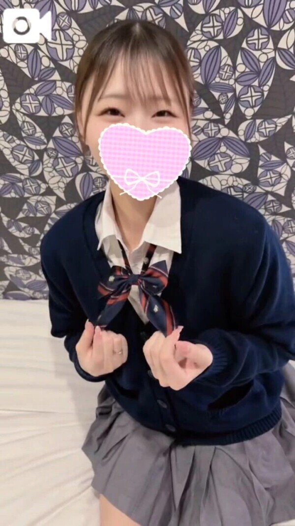 笑うと目が無くなるタイプです🤗