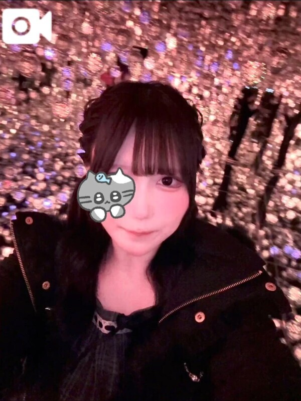 きらきら〜‎( ᴗ ⩊ ᴗ)🤍✨