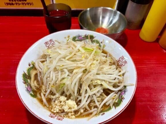ニンニク野菜ちょいマシ🍜