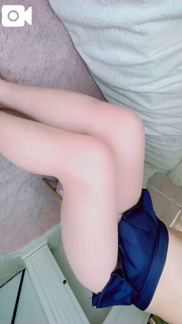 つるすべ🥺
