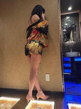 華やかそうにみえて