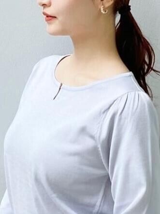 白の方が似合うかな？