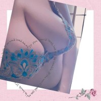 青山　あき子