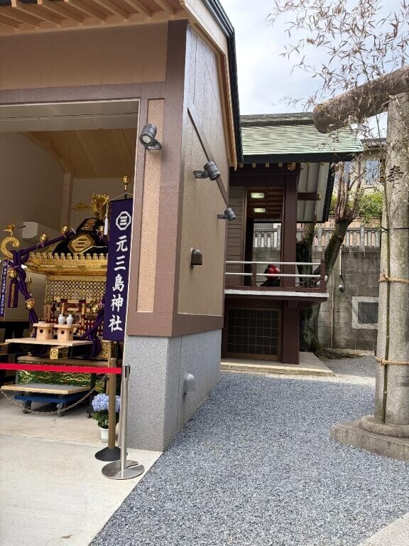 暑いような