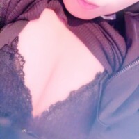 上田　りお