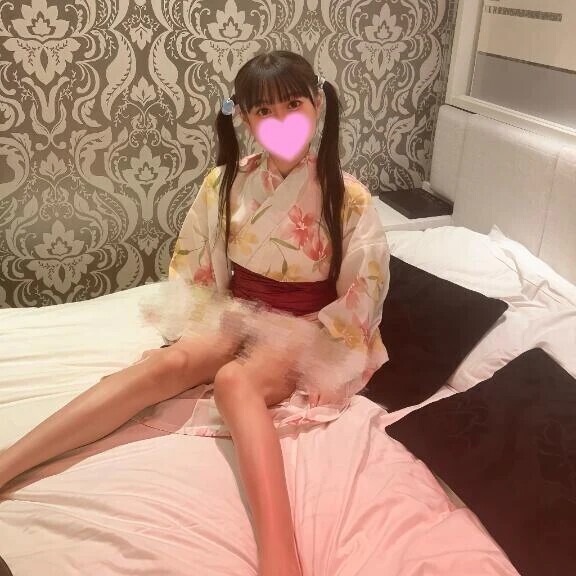 ぱんちら予告👘 ̖́-‬