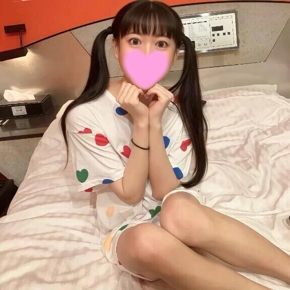 ちらっと覗いてく？🫣