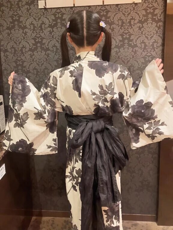笑顔になる準備、できてました👘 ̖́-‬