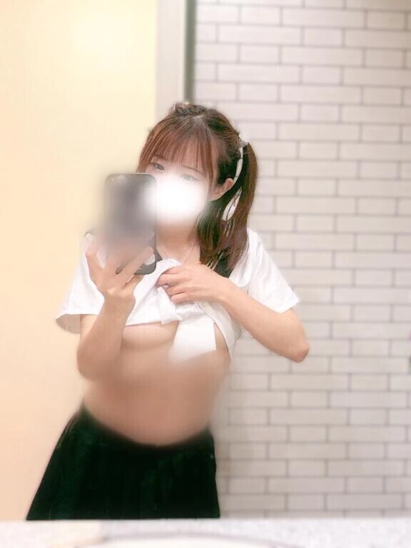 軽く自己紹介しちゃう//////