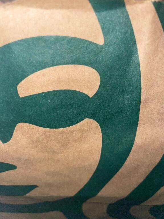 中身はスタバじゃないけどね！