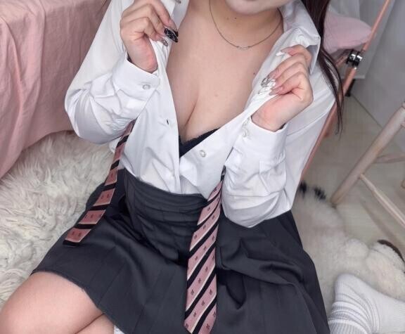明日久しぶりにいるー💞